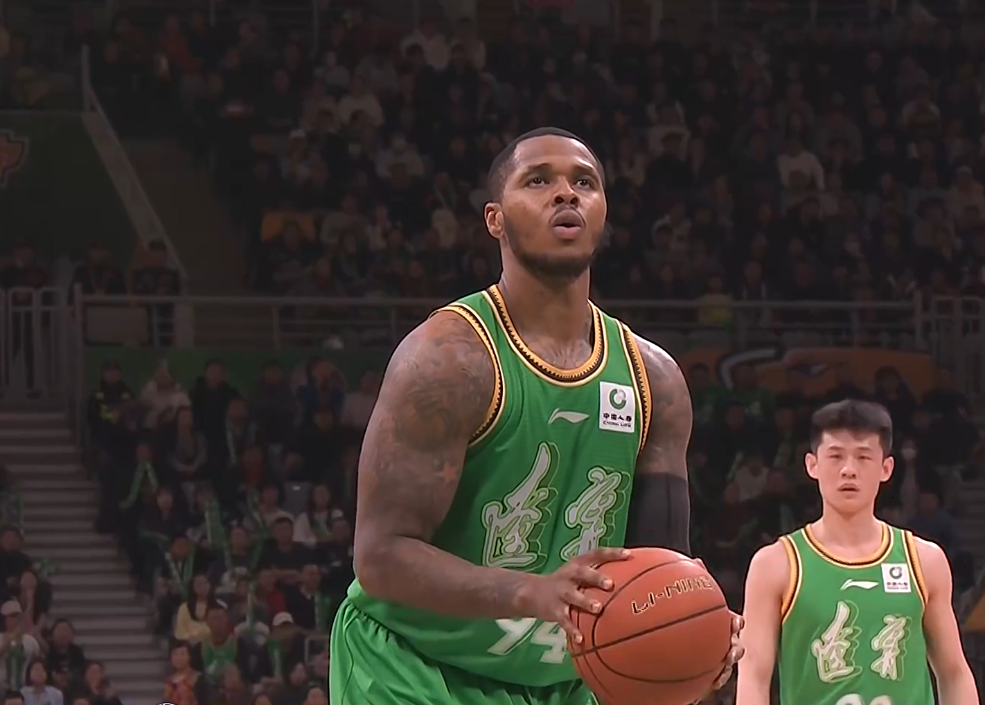 kaiyun-重磅引援得0分1板，辽宁队丢了西瓜捡了芝麻！球迷：快点送走